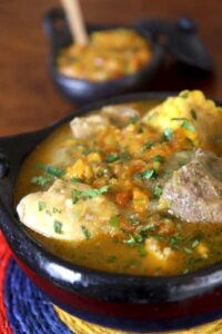 Lee más sobre el artículo VAMOS POR PARTES.<br>El sancocho de Bateman terminará en una sopa insípida.